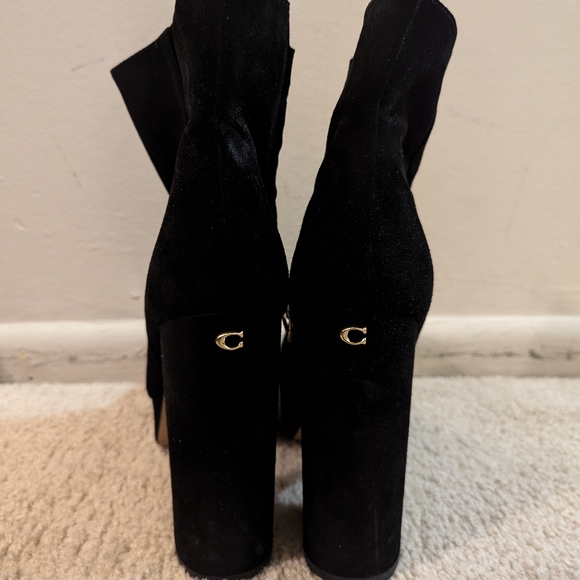 Coach Boots - Picture 2 of 3